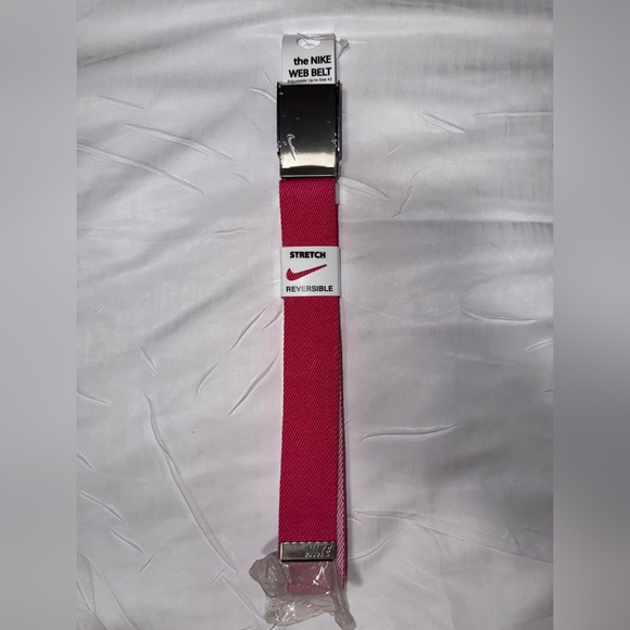 Nike Accessories - NWT Nike web belt men adjustable up to size 42, stretch material and reversible